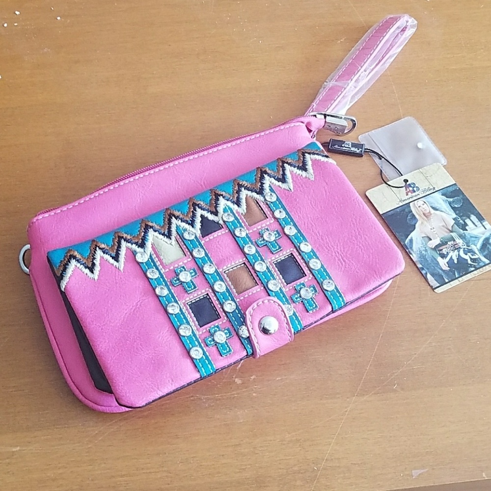 cross over body purse or wristlet